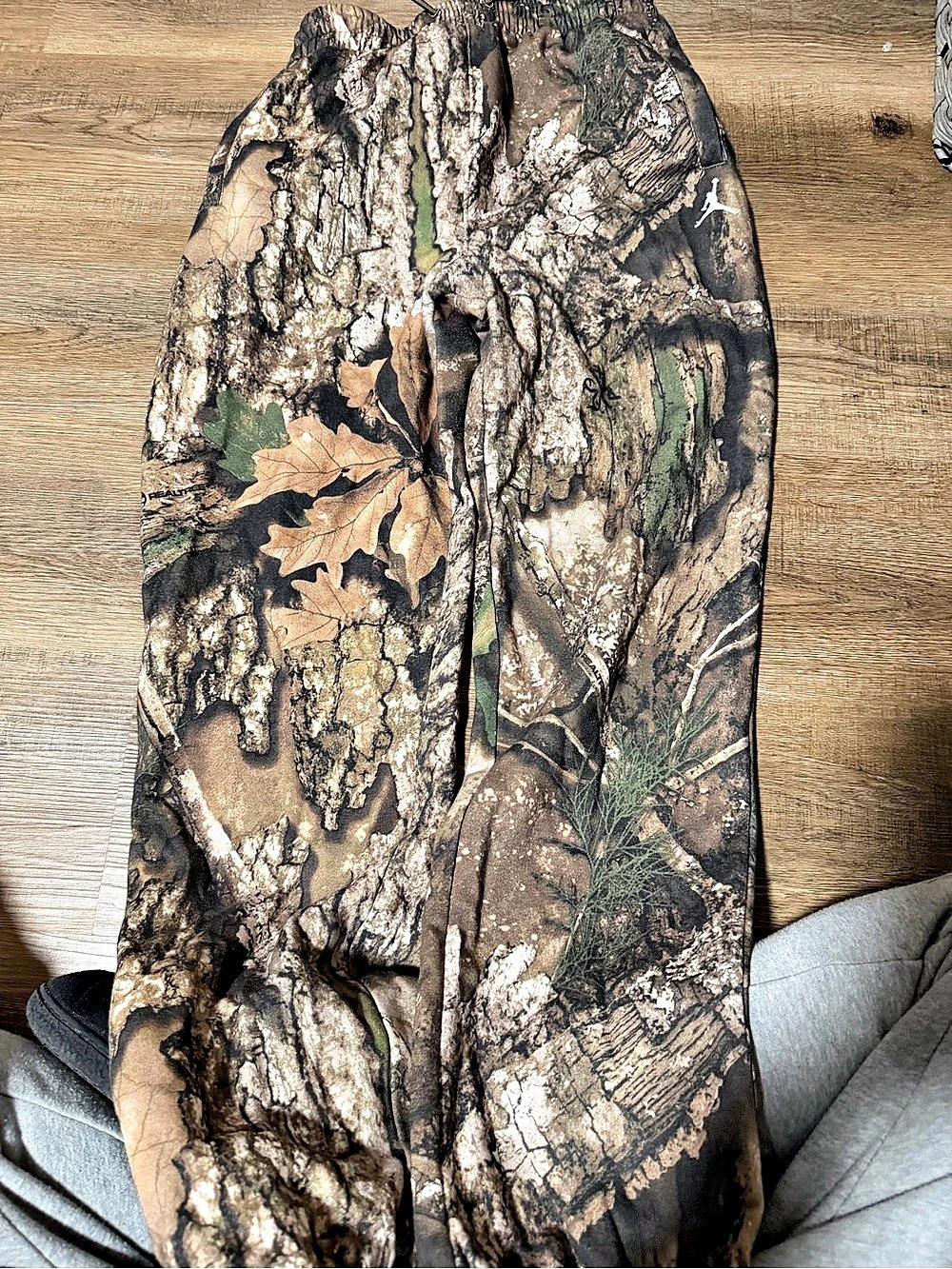 Jordan’s Realtree Men's Camo Cargo Pants